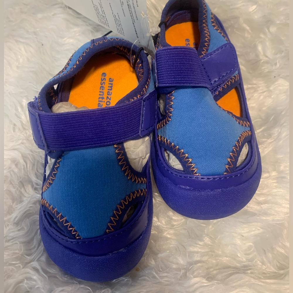 Infant sandals